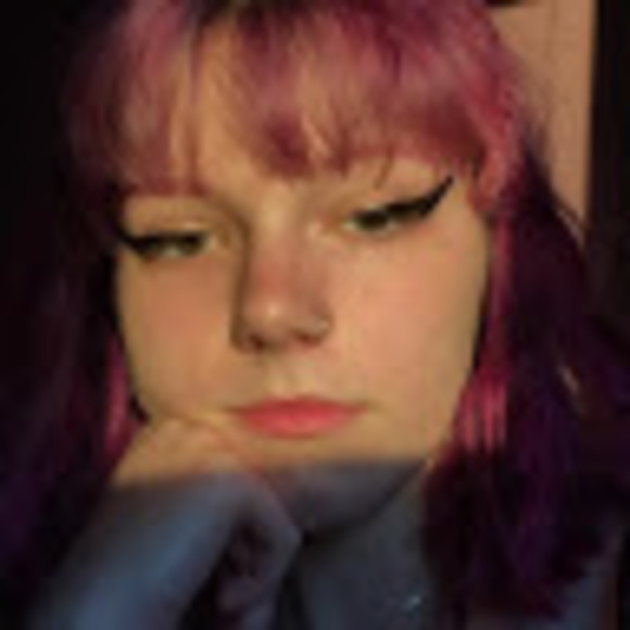 Meet your Posher, Lauren - Picture 1 of 1